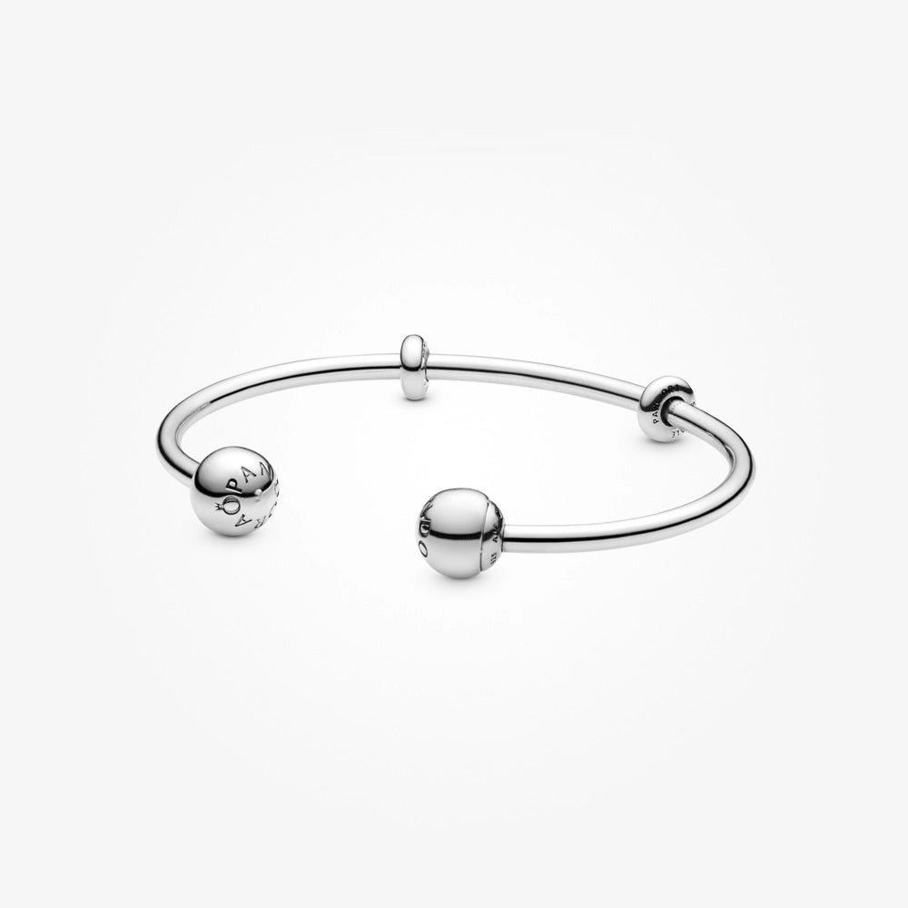 Pandora Moments Silver Open
Bangle